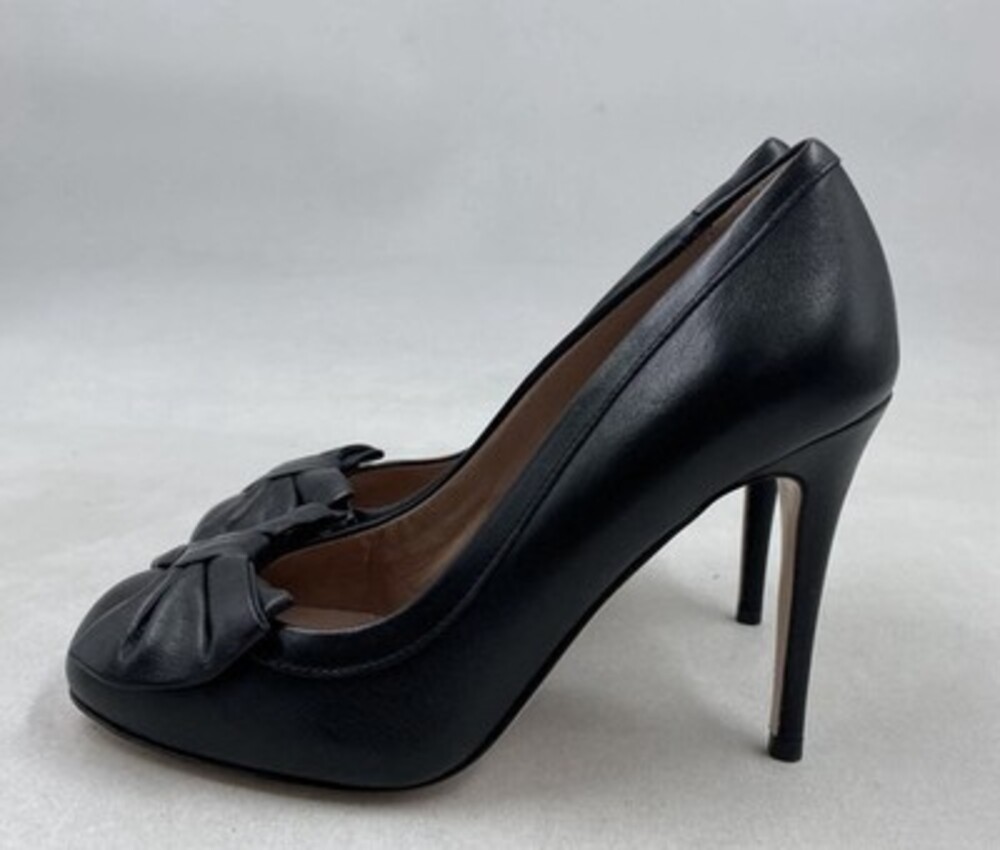 RED Valentino Black Leather Bow Toe High Heel Pumps Size 37